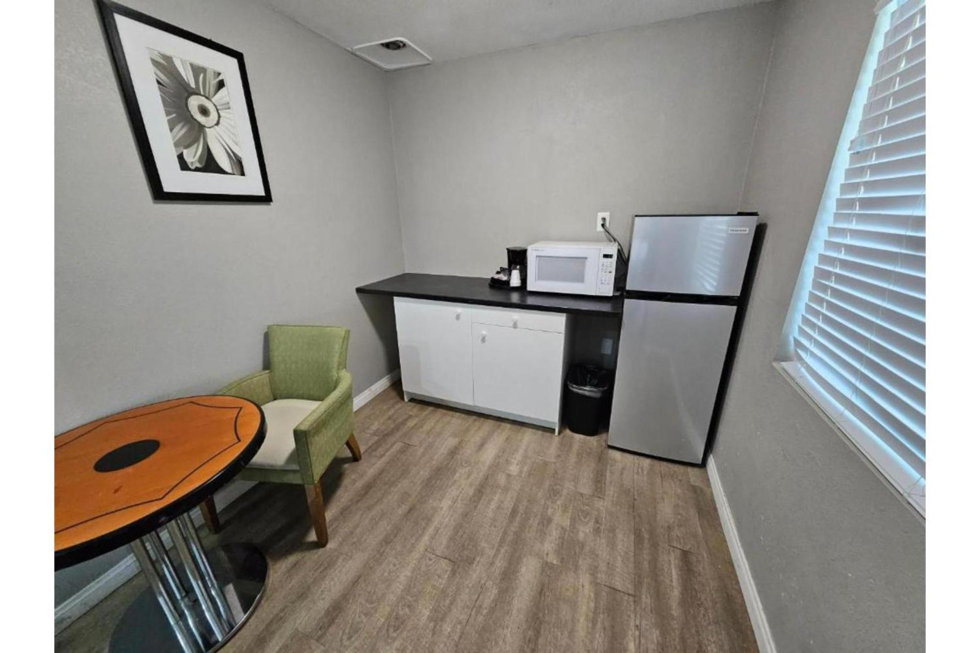 Hotel Ridgecrest An Extended Stay Studio ภายนอก รูปภาพ