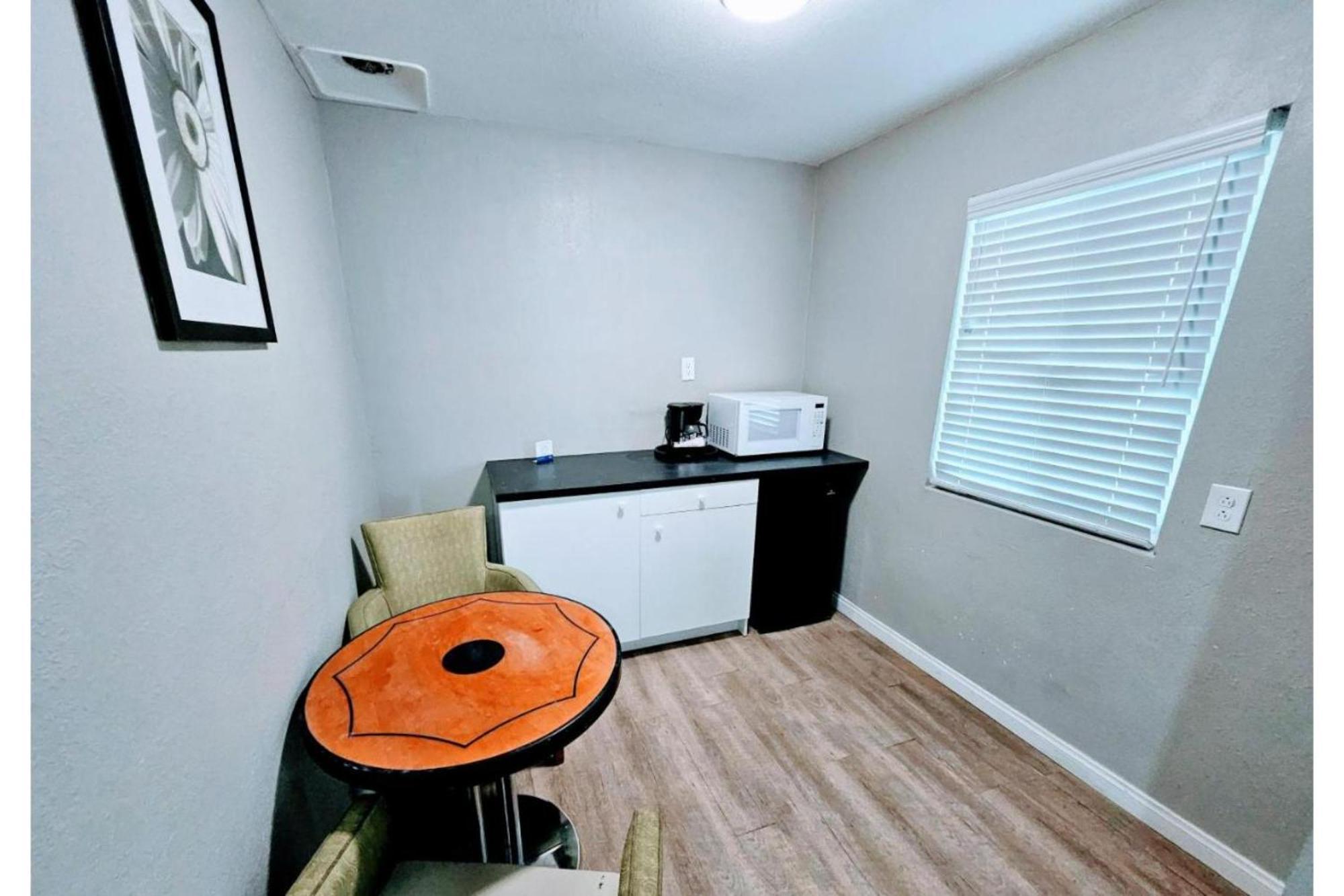 Hotel Ridgecrest An Extended Stay Studio ภายนอก รูปภาพ