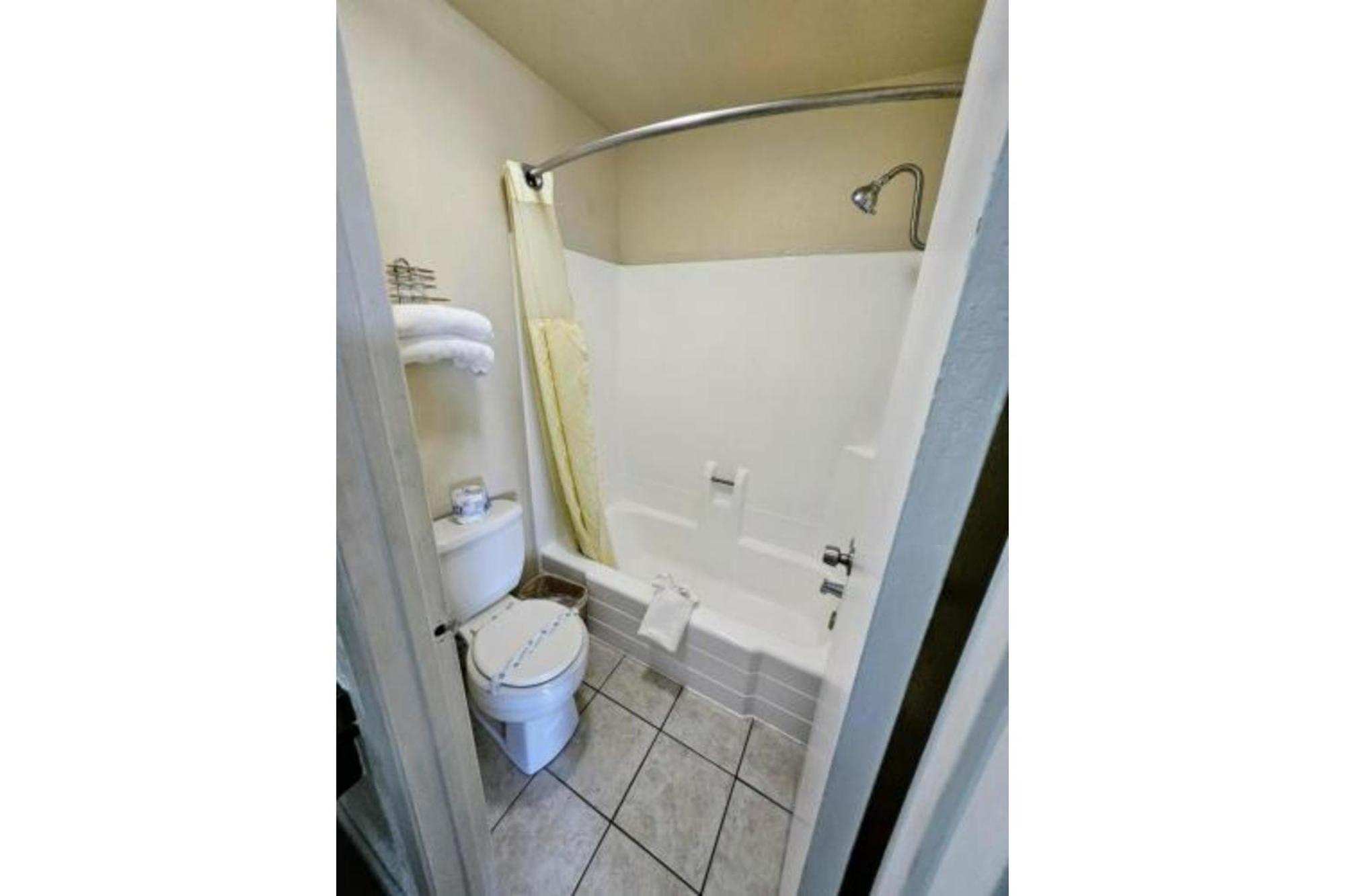 Hotel Ridgecrest An Extended Stay Studio ภายนอก รูปภาพ
