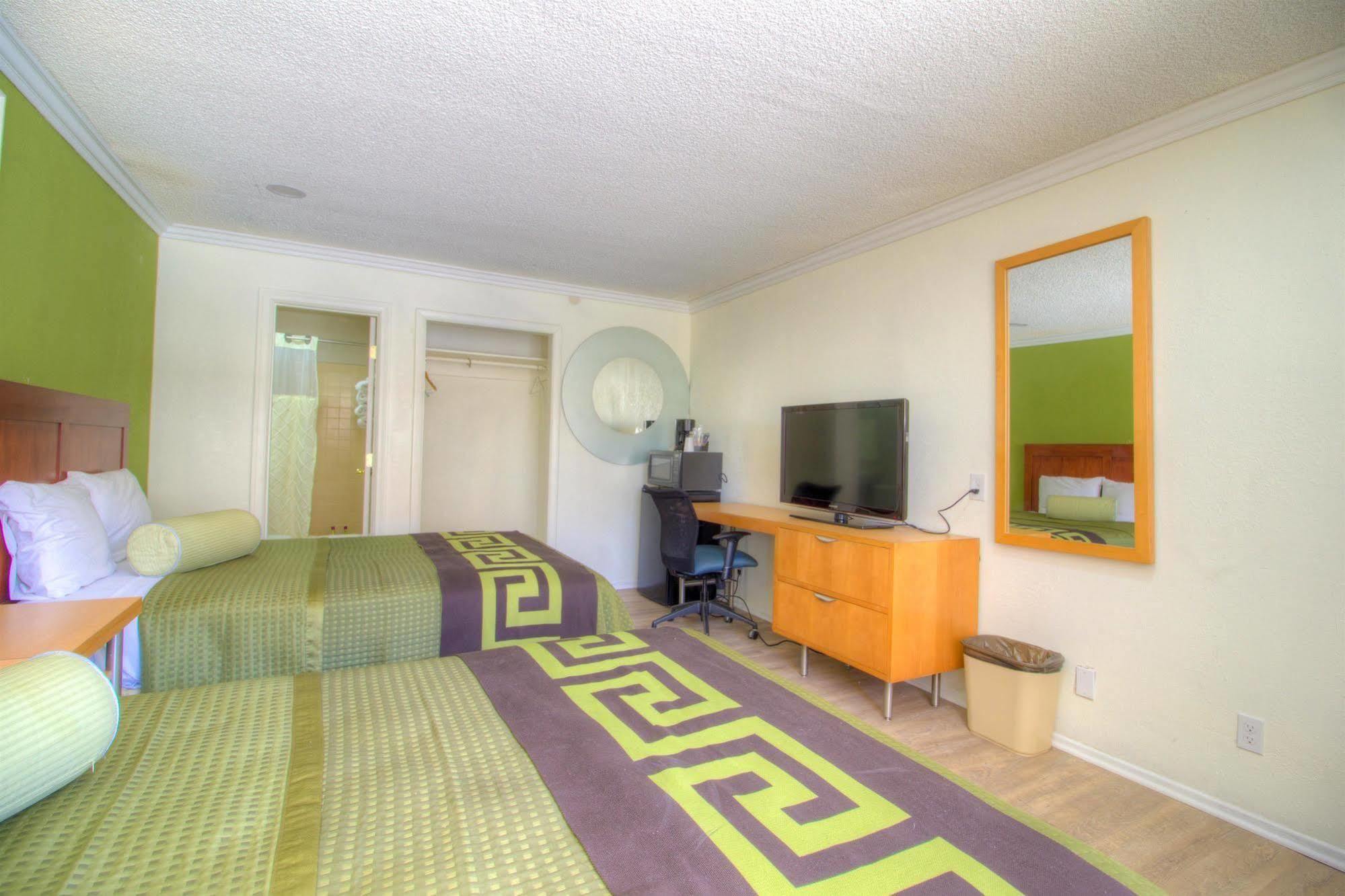 Hotel Ridgecrest An Extended Stay Studio ภายนอก รูปภาพ